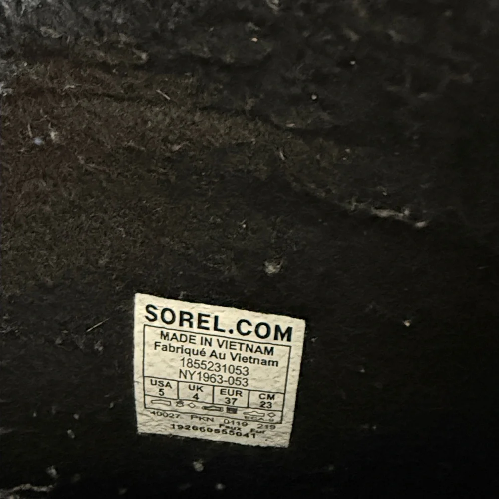 Sorel Kids Waterproof Winter Snow Boots Grey Black Fleece Lined Size 5 (37)